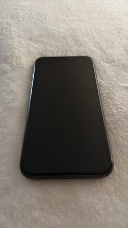 iPhone 11 (unlocked)