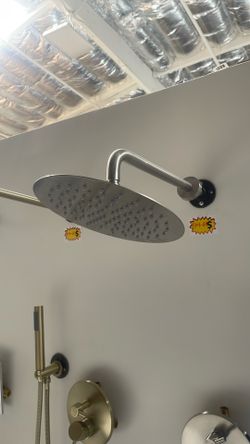 Shower Head With Wand - NEW