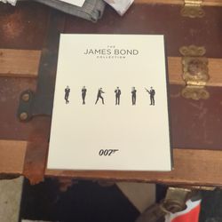 James Bond Movie Set