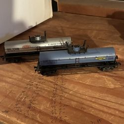 HO Tanker Cars