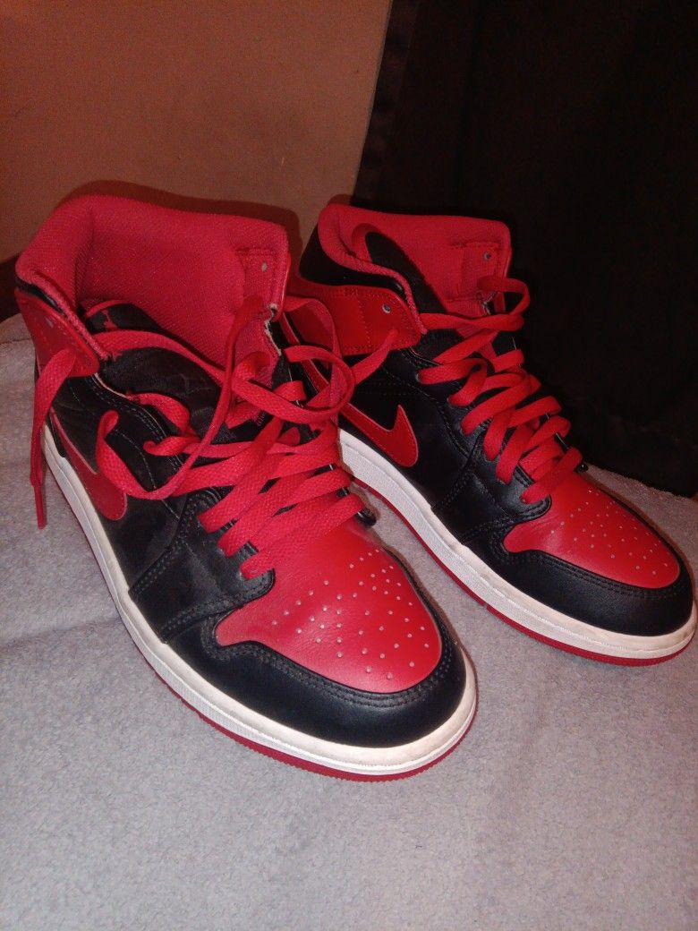 Jordan 1 Mid 'Alternate Bred' Size 8 In Men
