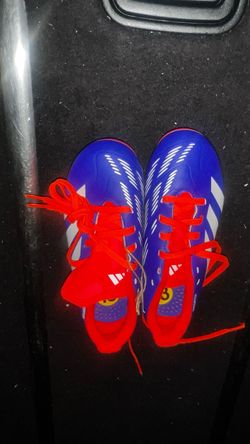 Adidas soccer cleats size 13