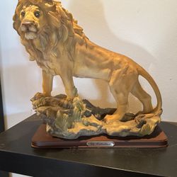 Lion Ceramic Statue 
