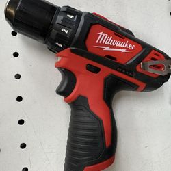 Milwaukee New Drill Driver M12