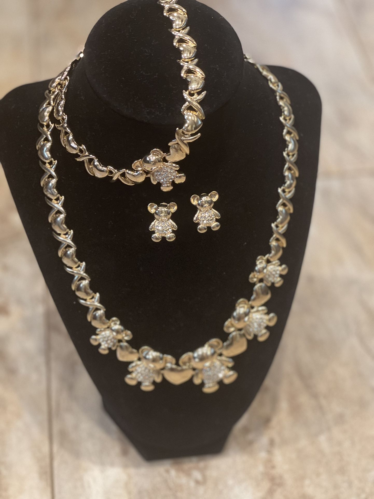 Necklace Set
