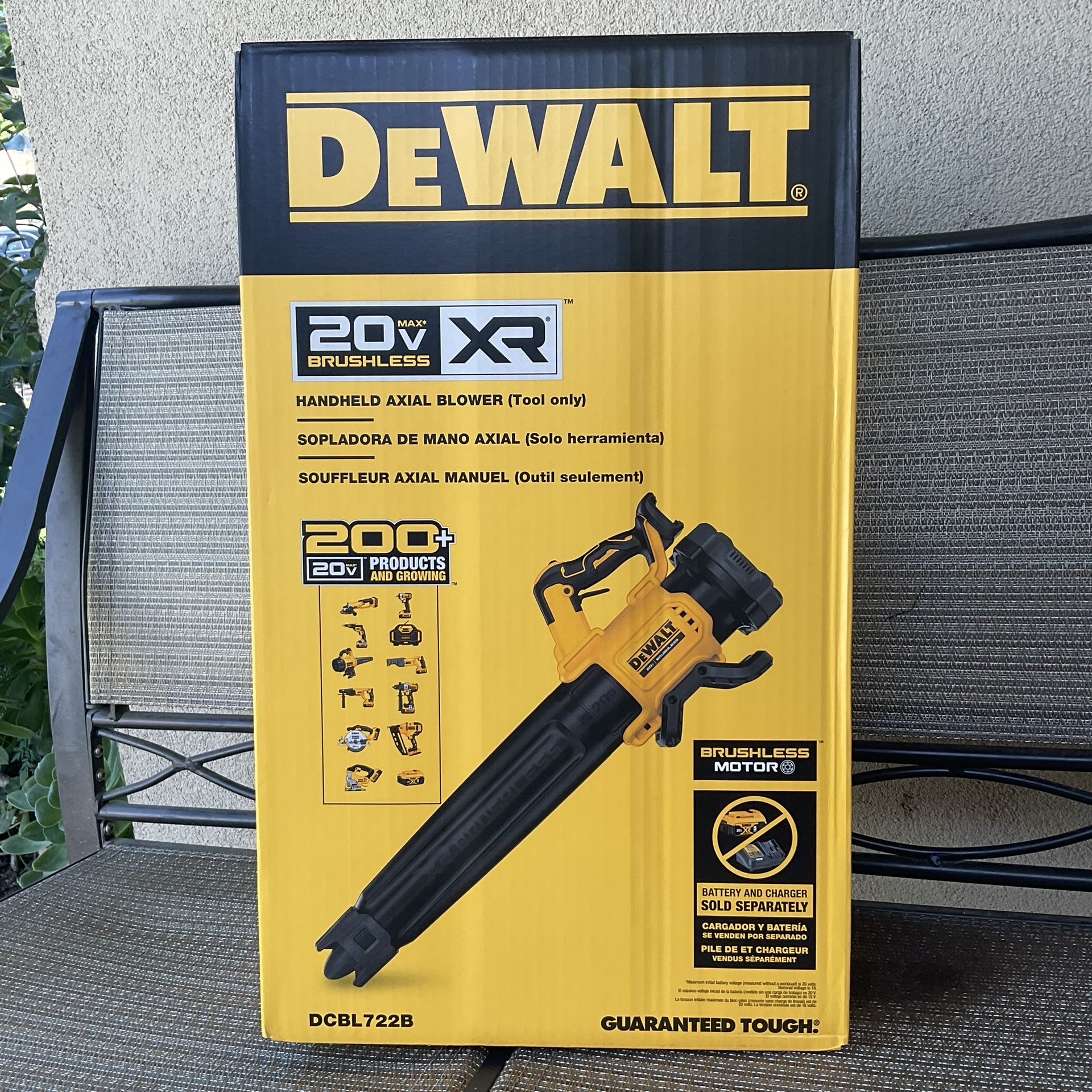 DEWALT 20V MAX 125 MPH 450 CFM Brushless Cordless Battery Powered Blower (Tool Only)