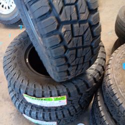 New Set Of Tires 235 75 15 Delinte Xt 