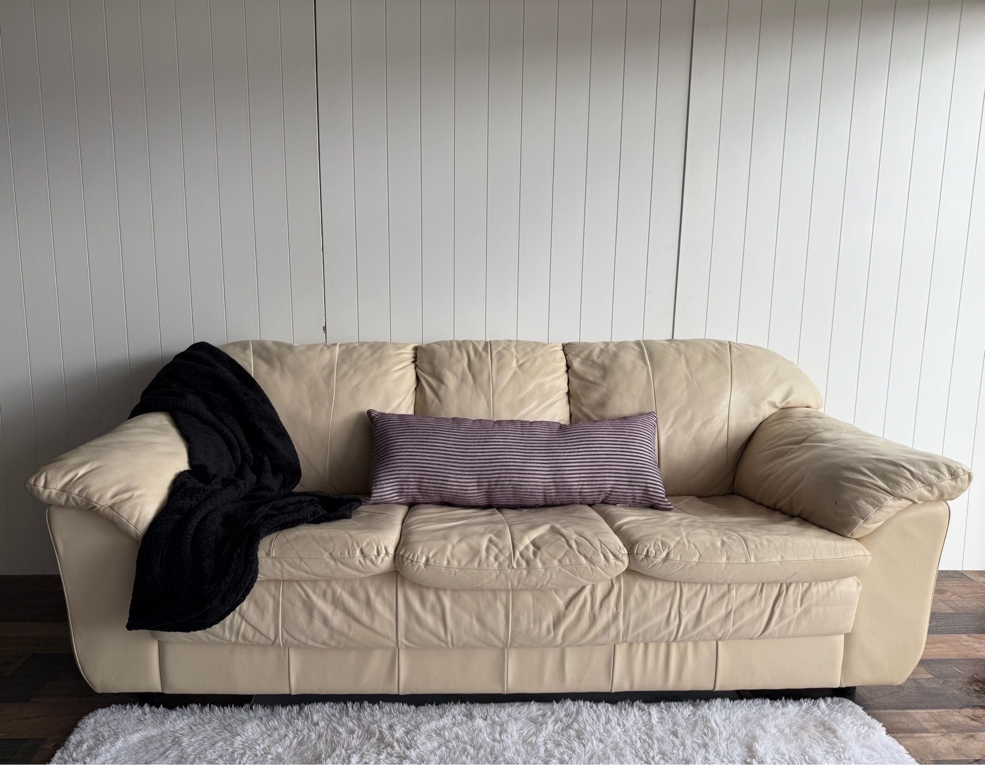 White Leather Couch FREE DELIVERY