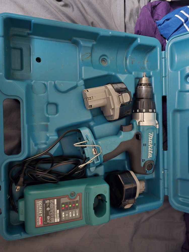Makita 3 Speed 1/2 Drill