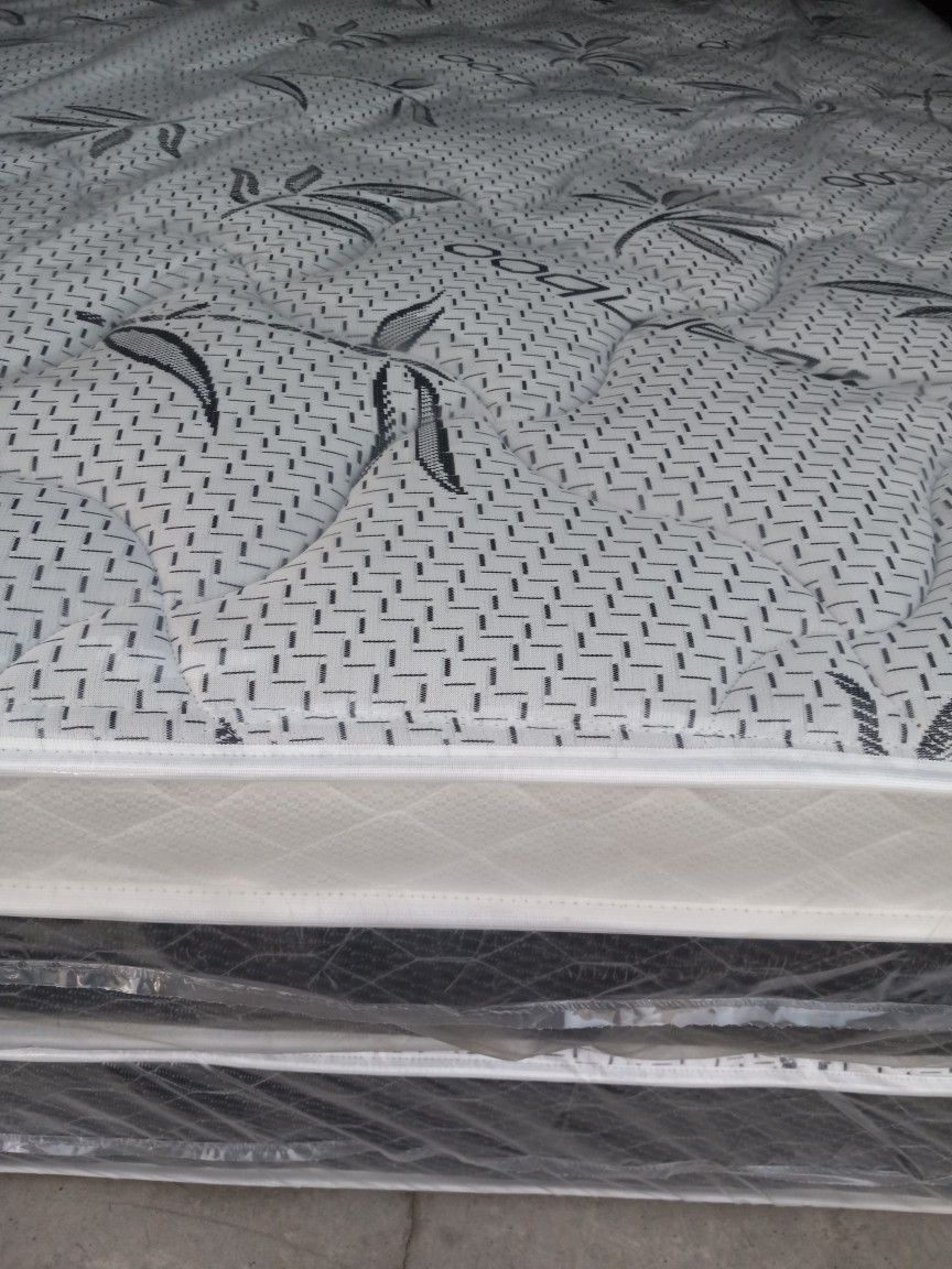 Pillow Top Cal King Organic Bamboo Mattress And Boxspring