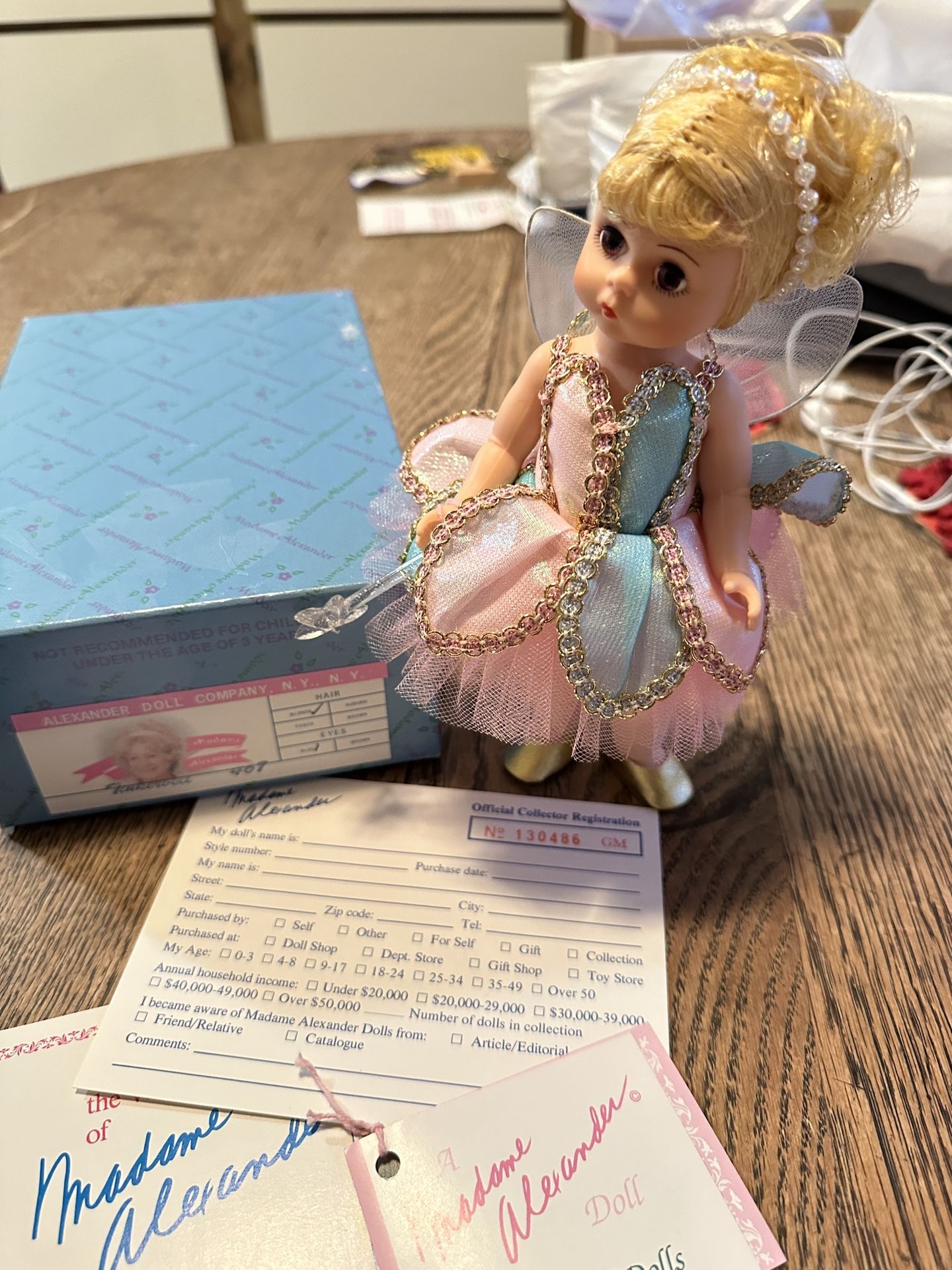 Madam Alexander Tinkerbell 467 with Tag/Cards