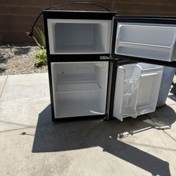 Mini Fridge With Freezer