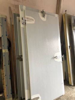 Walk in cooler Door