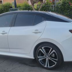 2022 nissan sentra sr