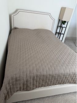 Beige Queen Bed With Mattress