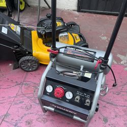 4.5 Gal. 175 PSI Portable Electric Oil-Free Quiet Twin Stack Jobsite Air Compressor w/Rubber Wheels and 2-Quick Couplers costumer return to Home Depot