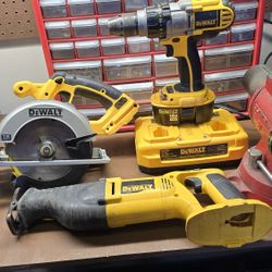 18 Volt Dewalt Tool Set. Drill, Saws All, Skill Saw.  Dual Charger