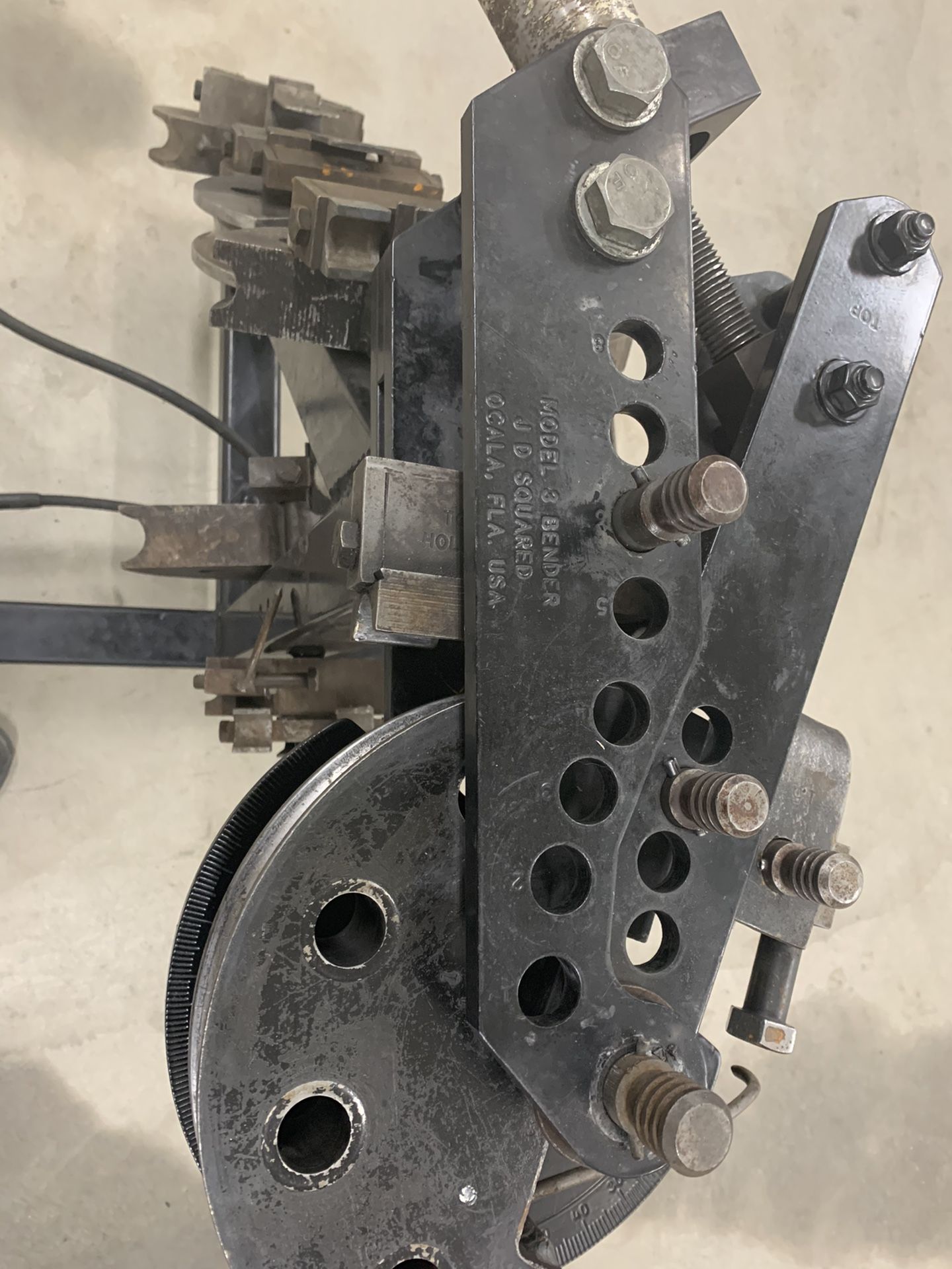 JD squared model 3 air over hydraulic tube bender for Sale in Snohomish