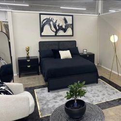 Bed And 2 Nightstands New Brand New 🆕 