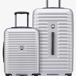 Delsey Paris 2-piece Soft Side Spiner Luggage Set 