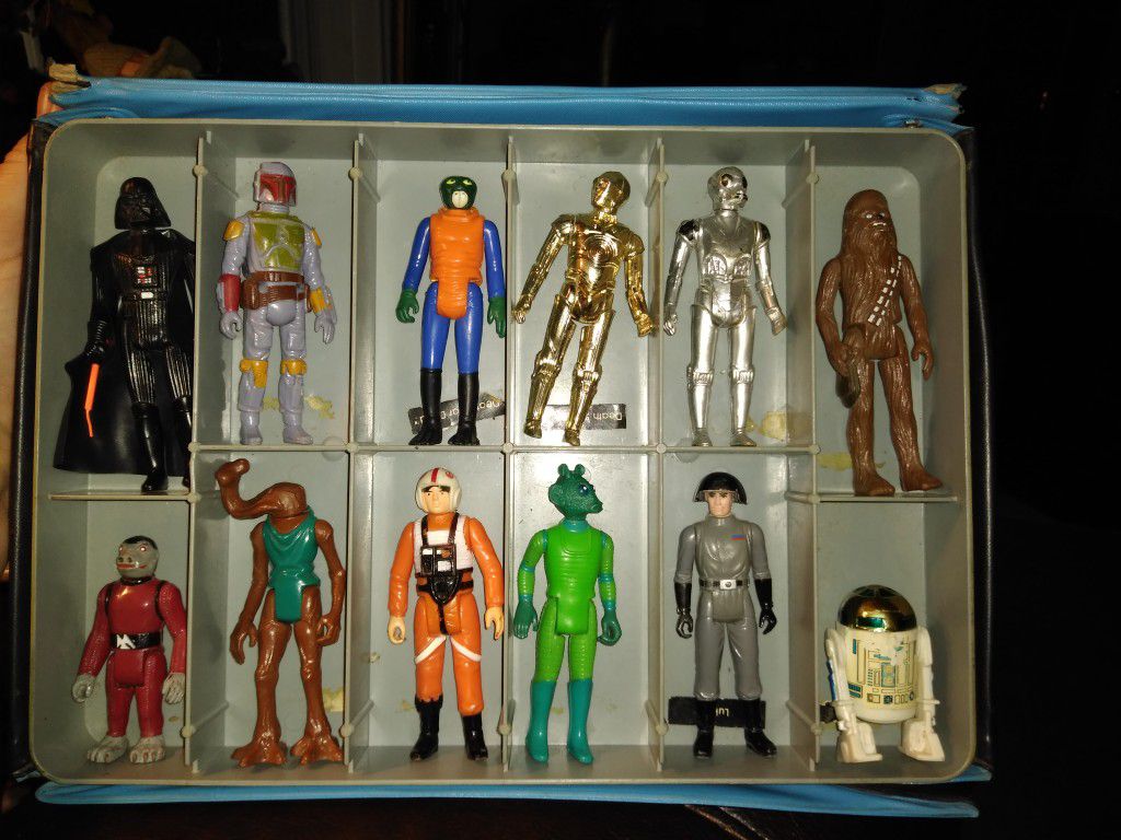Very collectable ;1977,1978 original Star war action figures