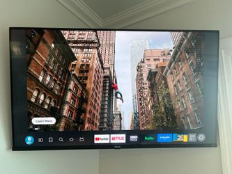 Hisense 43" Smart 4K TV with Wall Mount