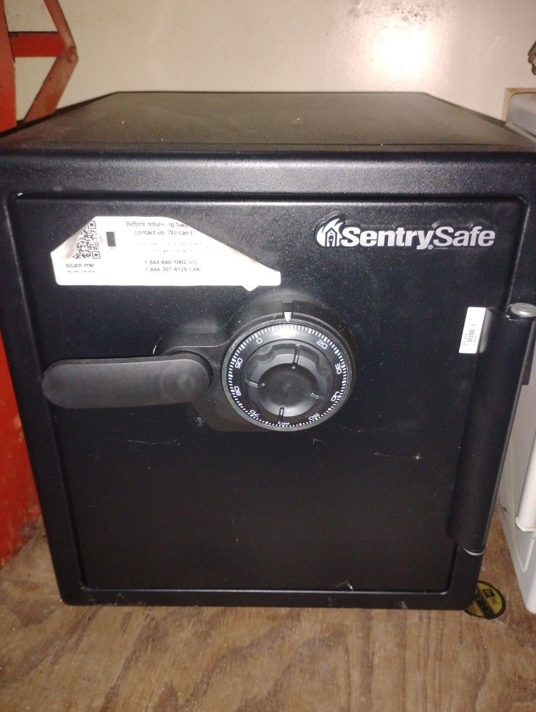 SentrySafe SFW123CS Fire-Resistant Safe and Waterproof Safe with Dial Combination Lock, 1.23 Cu. ft.