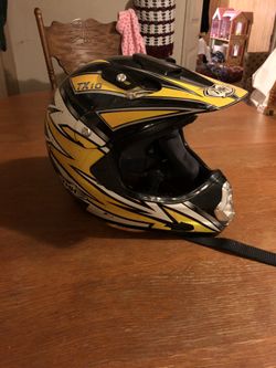 Dirt bike helmet