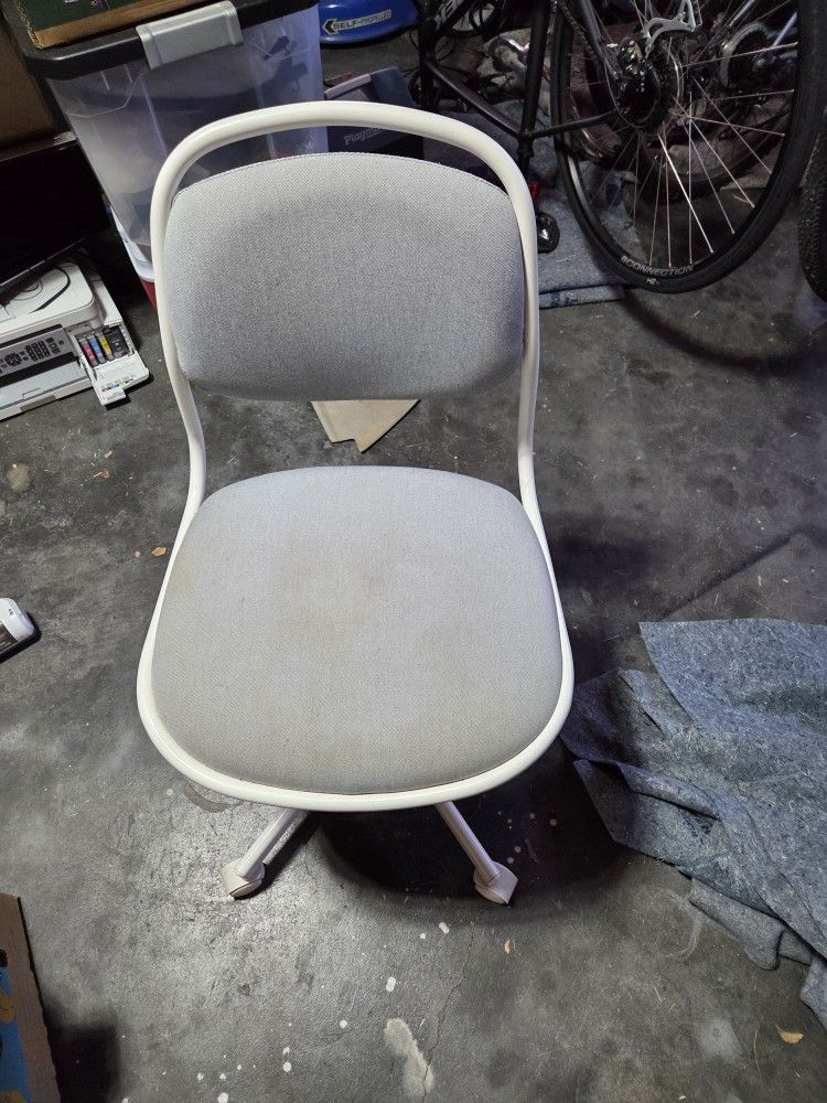 White Desk Chair