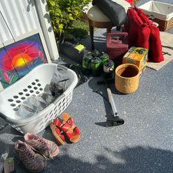 Teakwood Village Yard Sales