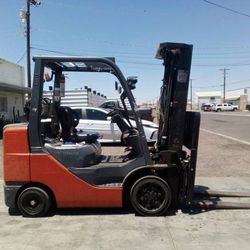 2015 Toyota 8FGCU32 Forklift