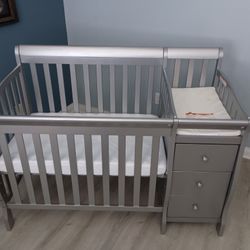  Baby Crib, Silver Grey 