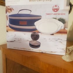 Brand New Still In Box Glass Pie 🥧 Dish With Carry Bag Made By Chalet Kitchen 