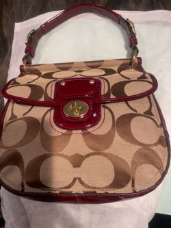 Vintage Coach Signature Shoulder Bag legacy  – Burgundy Patent Leather