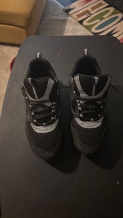 Dior b22