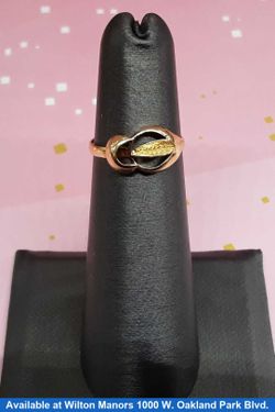 Women's Ring - Yellow Gold 14k (.585) 1 grams Size 4