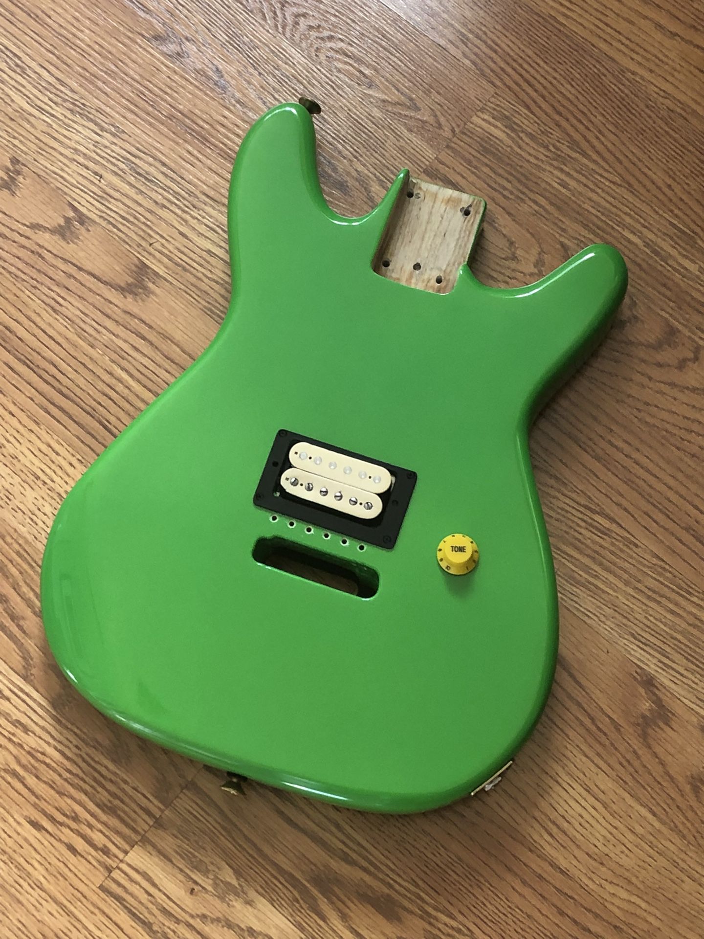 CHARVEL JEM GREEN FENDER LEAD BODY 80’s