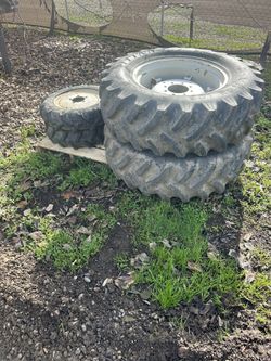 Tractor Tires, Full Set With Rims, Off Ford 1720