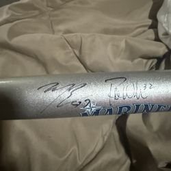 Mariners Mini Bat Signed & Foul Ball