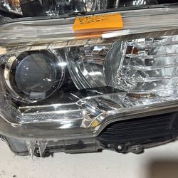 2017-2023 Toyota Tacoma Right Passenger Side Halogen Headlight OEM