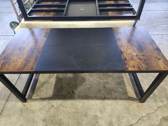 Desk/Table