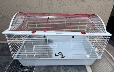 Living World Used Large Deluxe Rabbit Habitat cage with extras
