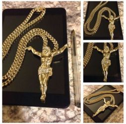 14K Gold Plated Miami Cuban With Big Open Armed Jesus