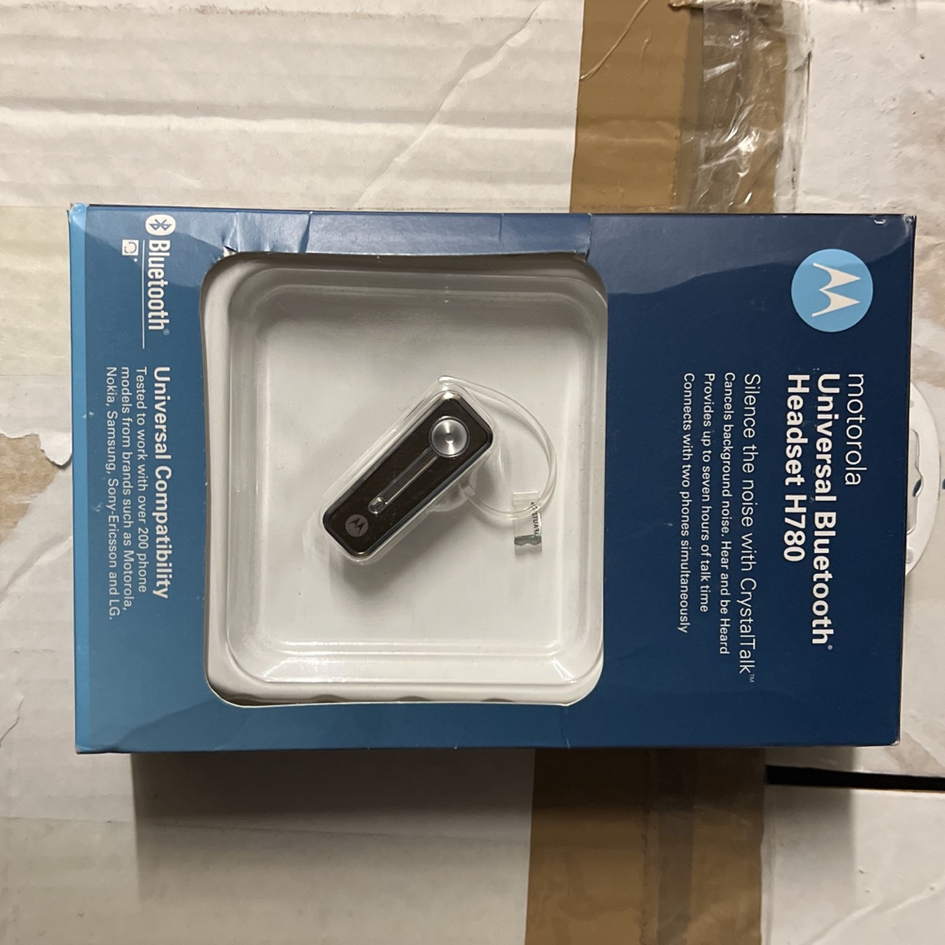 Universal Bluetooth Headset