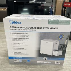 Media 35 Pint Dehumidifier *BRAND NEW*