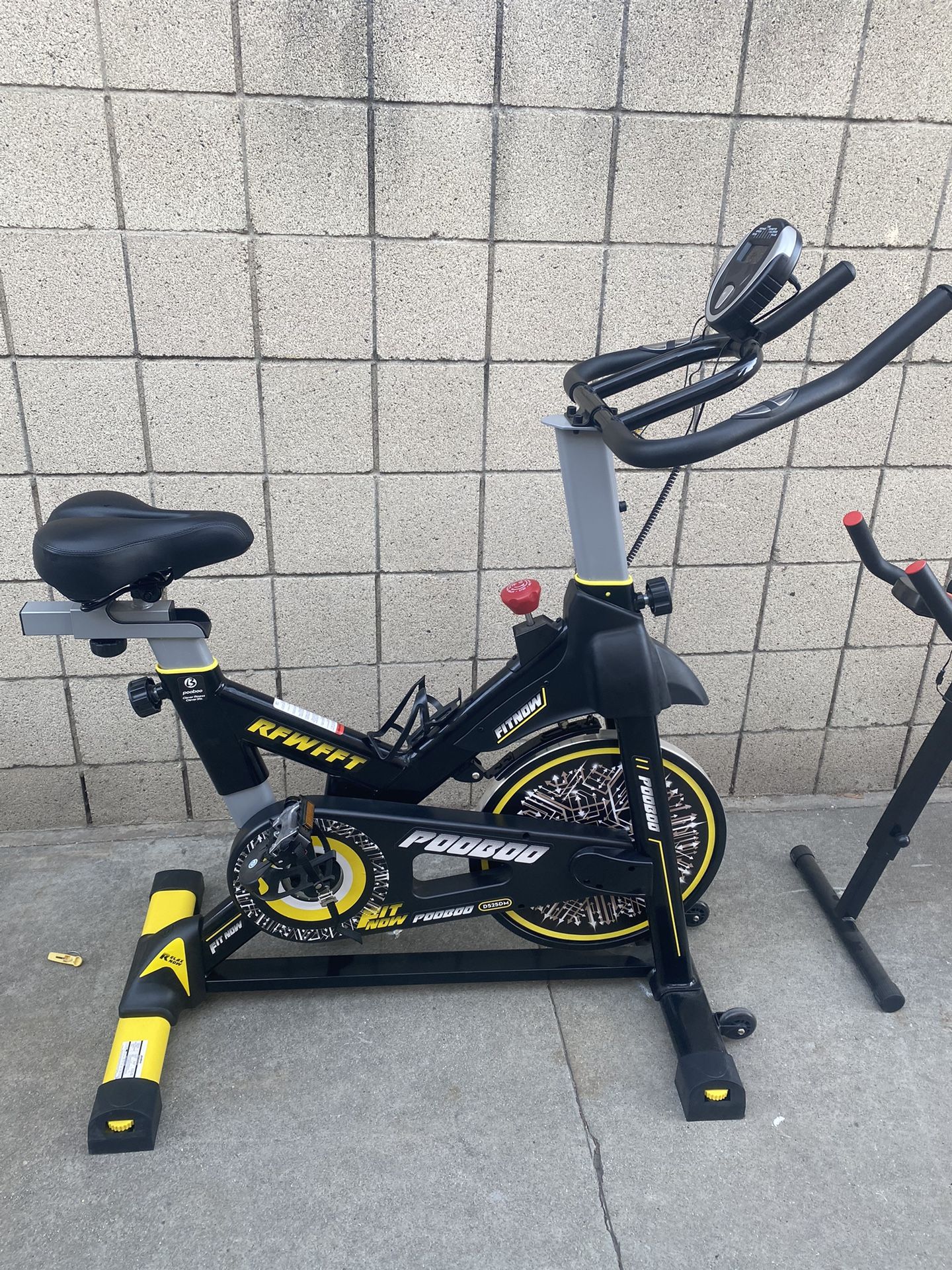 Poopoo Fitnow Exercise Bike Bicycle Like New