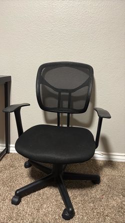 Black office chair