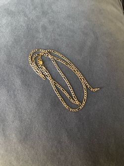gold necklace
