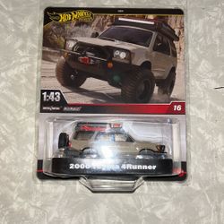 Hot Wheels Premium 2000 Toyota 4Runner 1:43 Metal Real Riders New