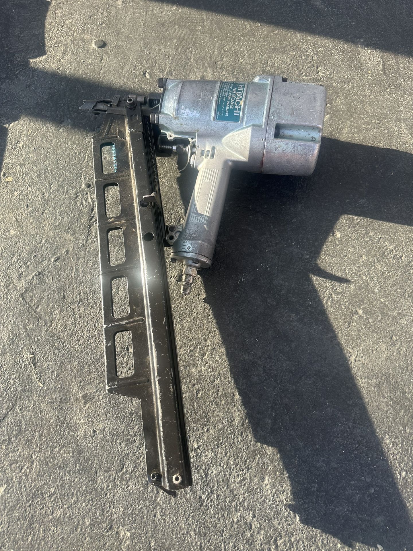 Hitachi Framing nail gun